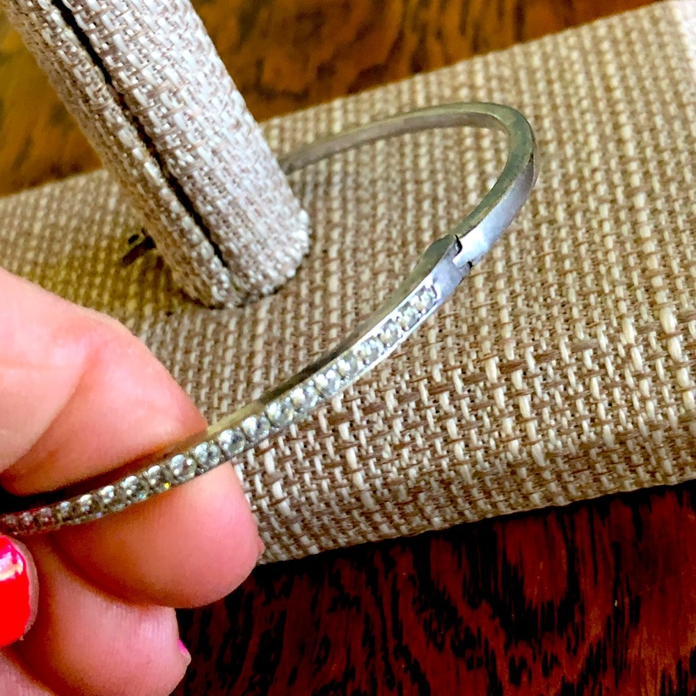925 Silver & CZ Bangle Bracelet. Hinged.